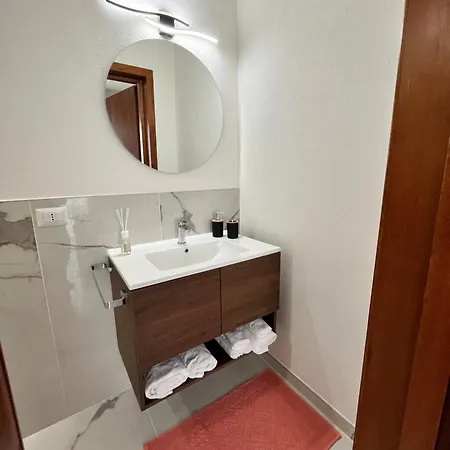 Central Home Cagliari كالياري