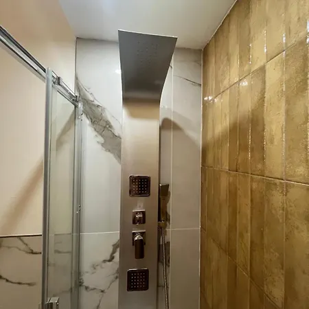 Central Home Cagliari Lägenhet